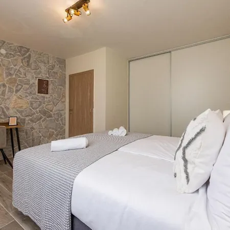 빌라 Petar Zadarvillas Donji Kasic