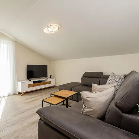 빌라 Petar Zadarvillas *