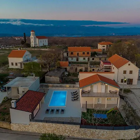 Villa Petar Zadarvillas Donji Kasic
