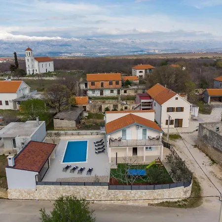 Villa Petar Zadarvillas