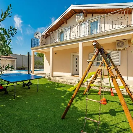 Petar Zadarvillas Villa Donji Kasic