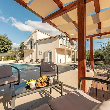 Villa Petar Zadarvillas Donji Kasic