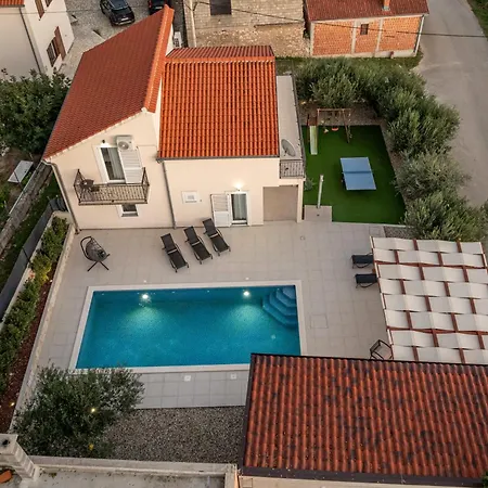 וילה Petar Zadarvillas Donji Kasic