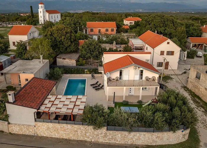 Petar Zadarvillas Вилла Donji Kasic