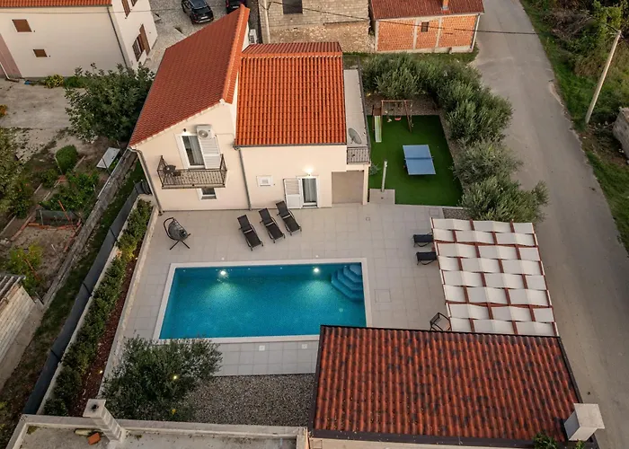 וילה Petar Zadarvillas Donji Kasic